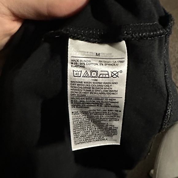 Old Navy Black Fitted Maternity Short Sleeve Tee size medium - Picture 6 of 6